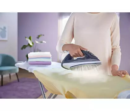 Philips Easy Speed Steam Iron GC1752/36